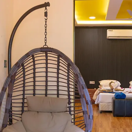 Nika Inn Himandhoo